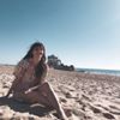 Niky  zoekt een Kamer / Studio in Den Haag