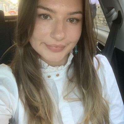 Anna is looking for a Room / Studio / Apartment / Rental Property in Den Haag