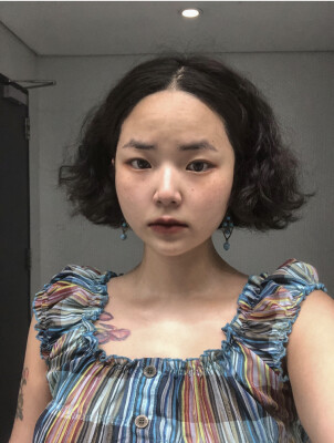 Eunji  zoekt een Kamer / Studio / Appartement in Den Haag