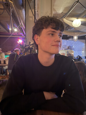 Nikola zoekt een Kamer / Studio / Appartement in Den Haag