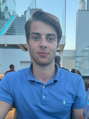 Thomas zoekt een Studio in Den Haag